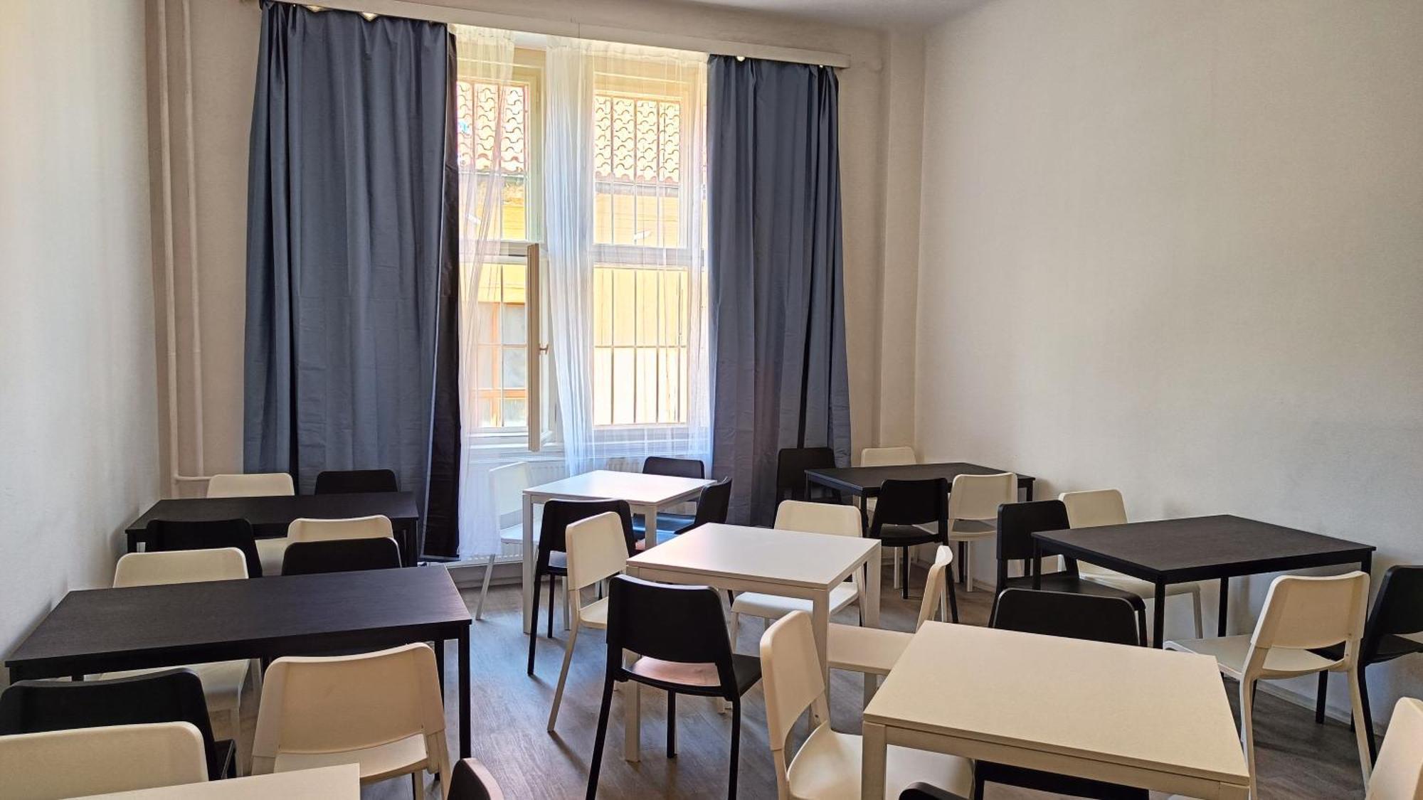 A Plus Hostel - Centrum Prague Exterior photo